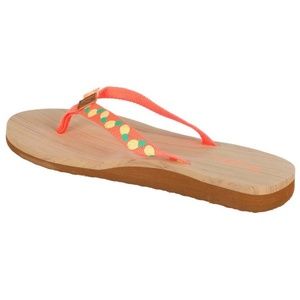 panama jack flip flops womens